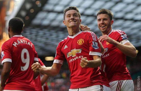 疑是其中的 疑是其中的